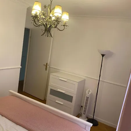 Apartmán Disneyland For 6 *